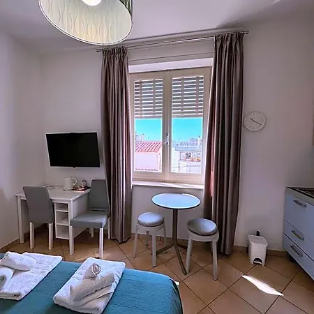 San Pietro Aparthotel 4*